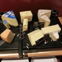 チーズもセルフで…