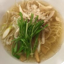鶏塩ラーメン