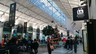 ショッピングモール