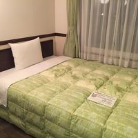 ベッドの広さは十分