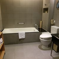 バスルームもとても広い。