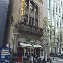 元消防署の建物だそうです。