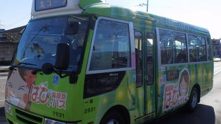 長岡京市内を循環する小型バス