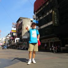 タニヤ通りにて