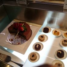 デザートが豊富な時間帯も