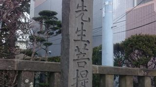 土井晩翠のお墓があります