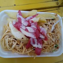 ４点盛りスナック S/.3,50 @ Zamacola市場