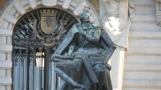 時計台がシンボル