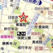 四谷の東福院の西隣にある真英寺です。正門は、南側にあります。