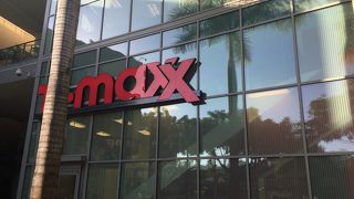 お隣と比較すると見劣りします