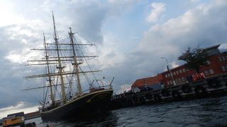 1時間ほどの運河ツアー