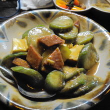 ひちまを使った沖縄独特の料理。味噌味。