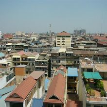 最上階から市街を臨む(1)