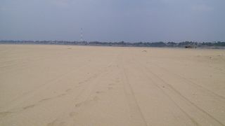 シ コトラブン ゴールデン ビーチ