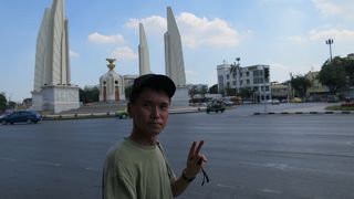 ロータリーの中央にあるモニュメント