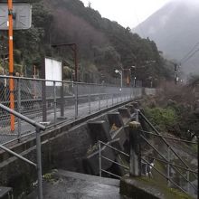 駅からホームへ