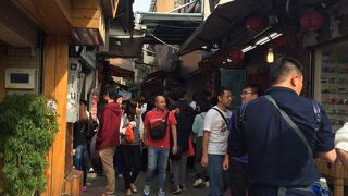 飲食店は芋園がオススメ