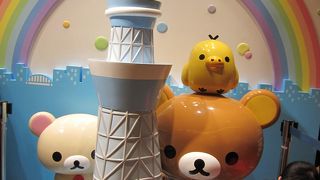 フードコートでの食事後に立ち寄って！