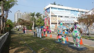 カラフルなオブジェが沢山