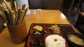 うまかもん食堂