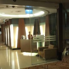 Terminal 2のLevel３にあります