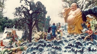 奇妙な庭園です