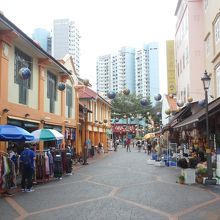 様々なお店が並んでいます