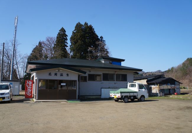 大館市街、普段着の花岡温泉