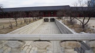 ここで汚れをはらうというような意味