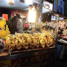 豪快なディスプレイ（？）は食欲をそそりますね