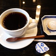 雪室コーヒーとスノーボール