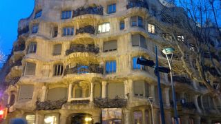 商店街の一角に