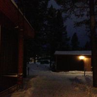 暗くて見えにくいですが、クローク棟、宿泊棟分かれてます