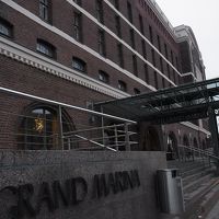 海側のエントランス（反対側もあり）