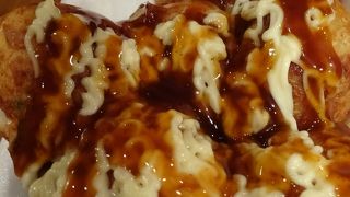 何もつけないで食べるたこ焼きって美味しい！