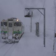 終着駅の風情をものすごく感じます。