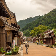  街並みが　広くて　観光しやすい