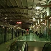 仁川１号線と空港鉄道の乗り換えは乗り換え改札口があります。