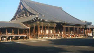 西本願寺の本堂