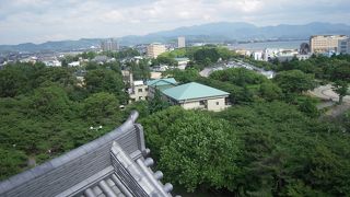 琵琶湖が一望できます