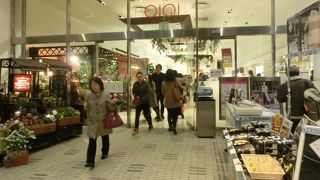 三宮の一等地にあり、至便