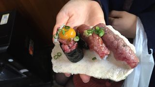 本当においしい。飛騨牛にぎり三種盛りはお勧め