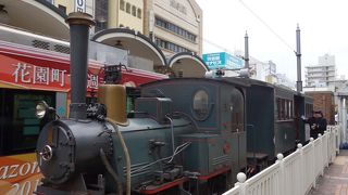 特別な列車などでプラス料金あり。