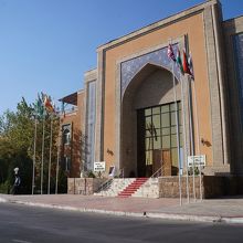 現代の建物も昔風に作られている