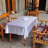 ウズベクらしいベンチ