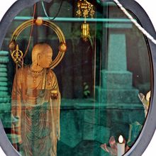 みかえり地蔵尊