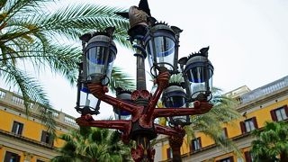 ガウディ初期の作品があります