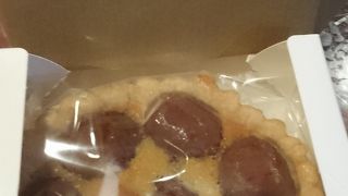 栗のミニタルト