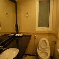 洗面台とトイレ