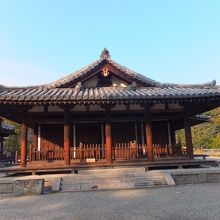 礼堂・東室　重文　もとの僧房を１２８３年に改築